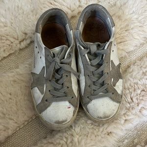 Kids Golden Goode white star logo sneakers size 31 US 13